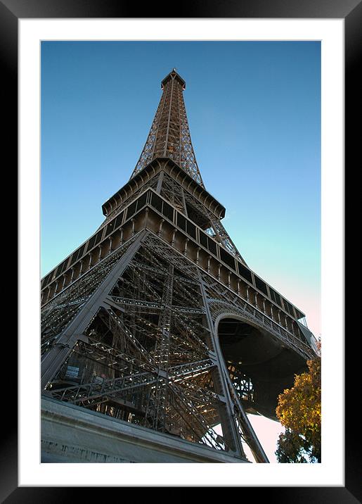 La Tour Eiffel Framed Mounted Print by Simon Armstrong