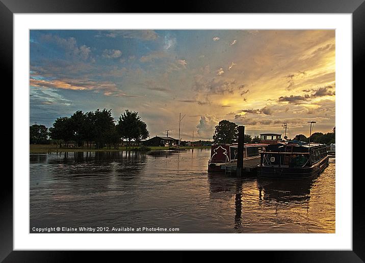 Sun-Set at Trent lock Framed Mounted Print by Elaine Whitby