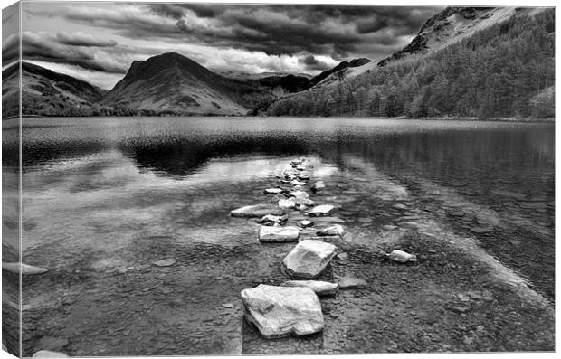 BUTTERMERE LAKE DISTRICT Canvas Print by Angel wheller