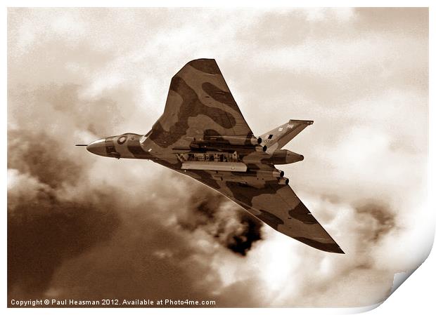 Vulcan bomber XH558 Print by P H