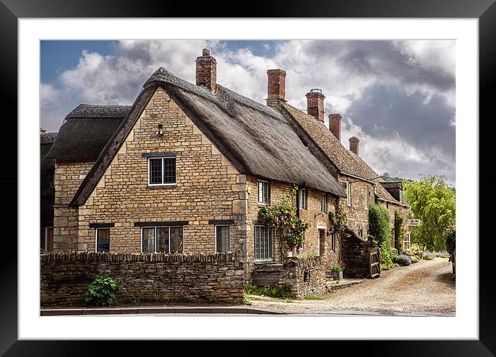 Thatched houses at Long Compton Framed Mounted Print by Stephen Mole