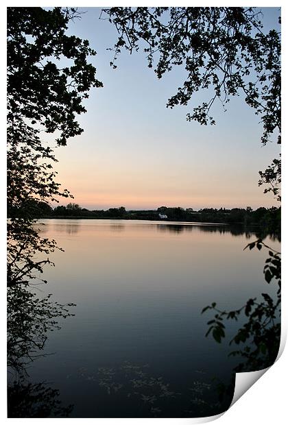 Sunset Over Tardebigge Reservoir Print by graham young