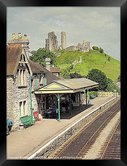 Corfe castle steam railway station Framed Print by Linsey Williams