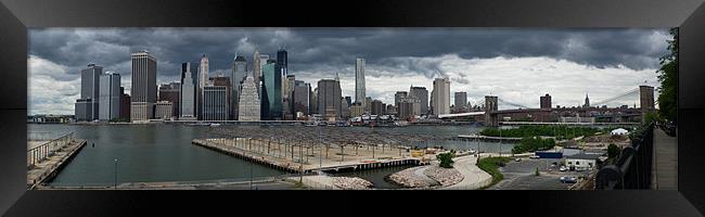 Manhattan from Brooklyn panorama 2 Framed Print by Gary Eason