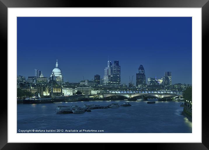 London skyline Framed Mounted Print by stefano baldini