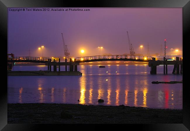 Sunset at Southampton Docks Framed Print by Terri Waters