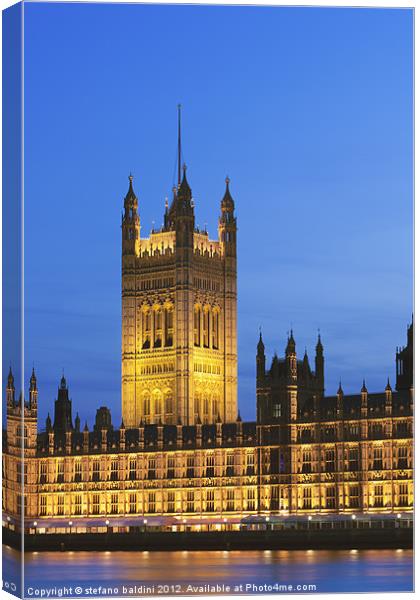 The house of parliament in London Canvas Print by stefano baldini