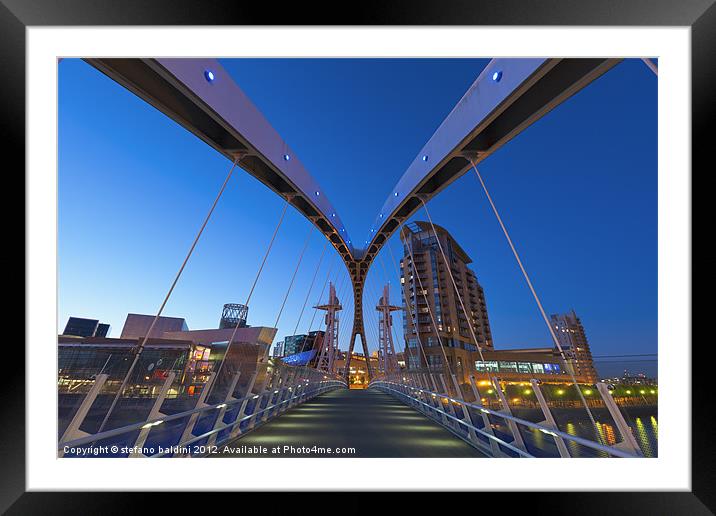 The Lowry bridge in Salford Framed Mounted Print by stefano baldini
