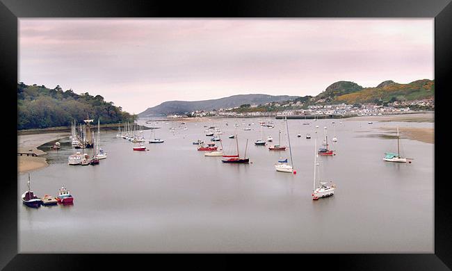 Conwy estuary at sunset Framed Print by philip clarke