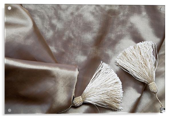 Satin Silk and Tassels Acrylic by Arfabita  