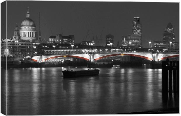 London Skyline Canvas Print by Neil Gavin