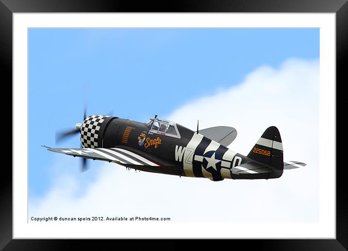 Republic p47 thunderbolt Framed Mounted Print by duncan speirs