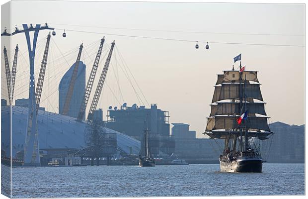 Belem at North Greenwich Canvas Print by Rob  Powell