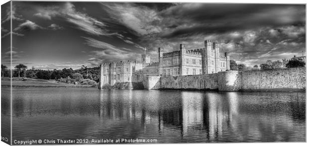 Leeds Castle Reflections Canvas Print by Chris Thaxter