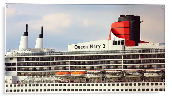 Queen Mary 2 Acrylic by Louise Godwin