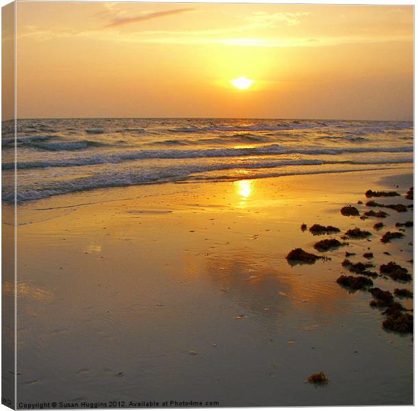 Tranquil Sunset Canvas Print by Susan Medeiros