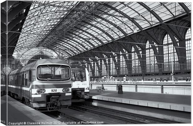 Antwerp Central Station II Canvas Print by Clarence Holmes