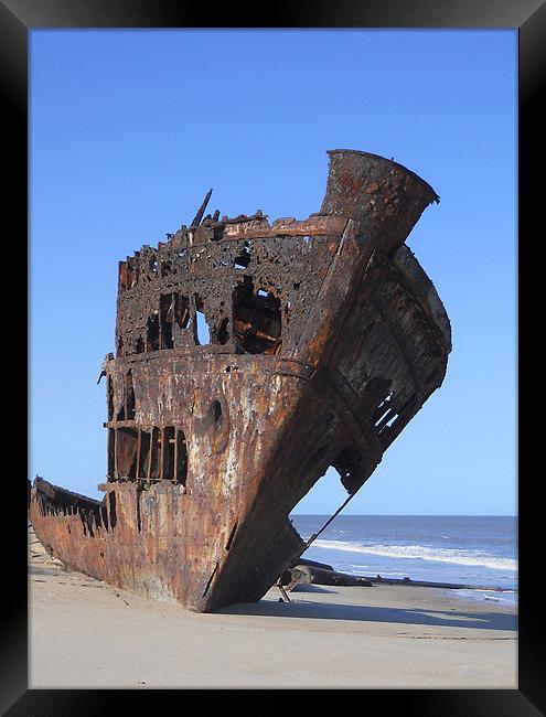 Ship Wreck. Framed Print by Kitty 