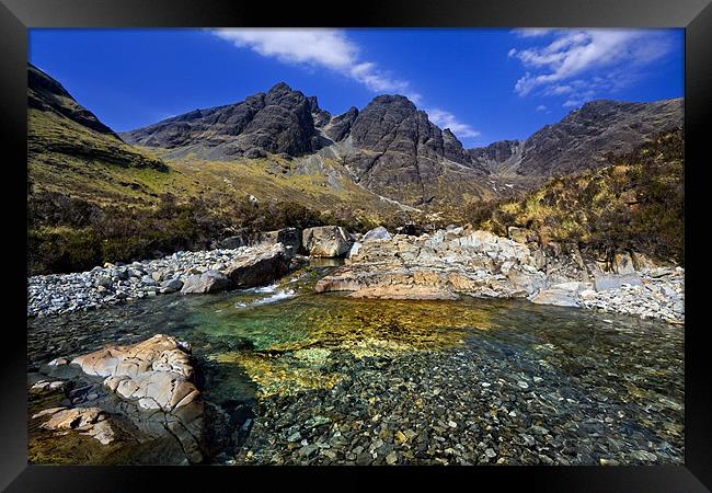 Red Cuillin Mountains on Skye Framed Print by Steven Clements LNPS