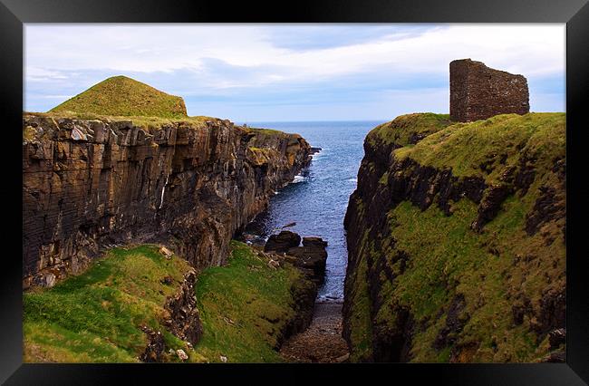 Castle of Old Wick, Caithness, Scotland, UK Framed Print by Linda More