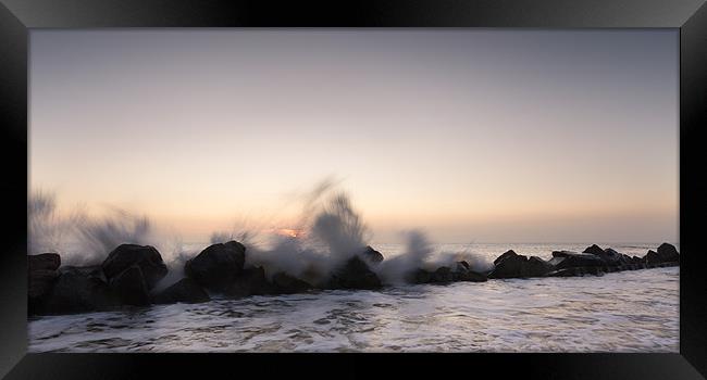 Early Riser Happisburgh Framed Print by Simon Wrigglesworth