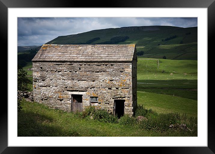 Yorkshire Dales barn Framed Mounted Print by Paul Davis