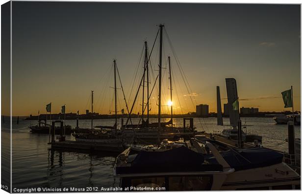 Sunset at Portsmouth Harbor Canvas Print by Vinicios de Moura