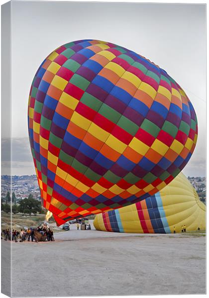 Up she rises hot air balloon Canvas Print by Arfabita  