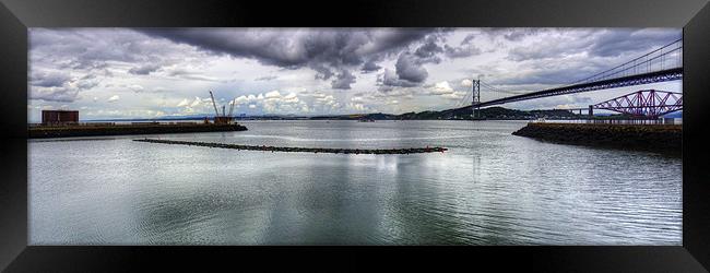 New Forth Crossing - 24 August 2012 Framed Print by Tom Gomez