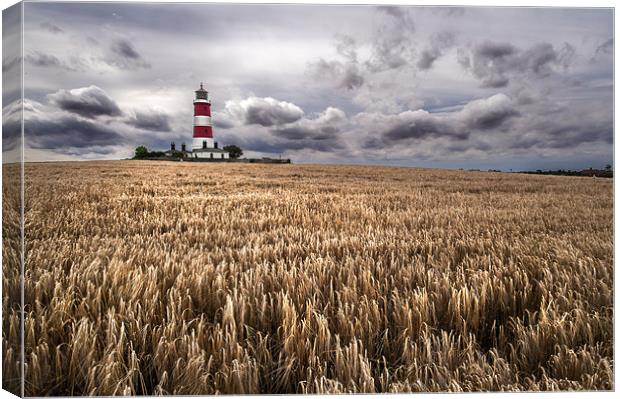 Happisburgh Lighthouse at harvest time Canvas Print by Stephen Mole