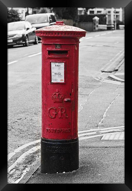 King George V Postbox Framed Print by Steve Purnell