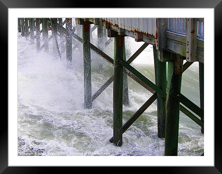 Sideswipped Pier Framed Mounted Print by Susan Medeiros