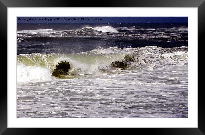 Surfing the sea Framed Mounted Print by Susan Medeiros