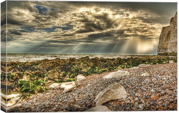 NewHaven Sun Rays Canvas Print by Dean Messenger