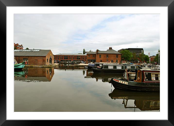 Diglis Basin Framed Mounted Print by graham young