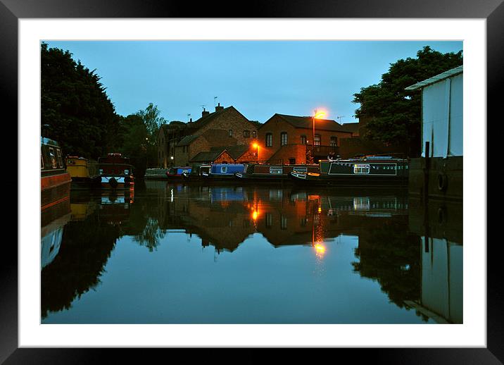 Worcester Marina at Dusk Framed Mounted Print by graham young