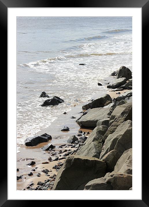 Beach scene Framed Mounted Print by Zoe Anderson