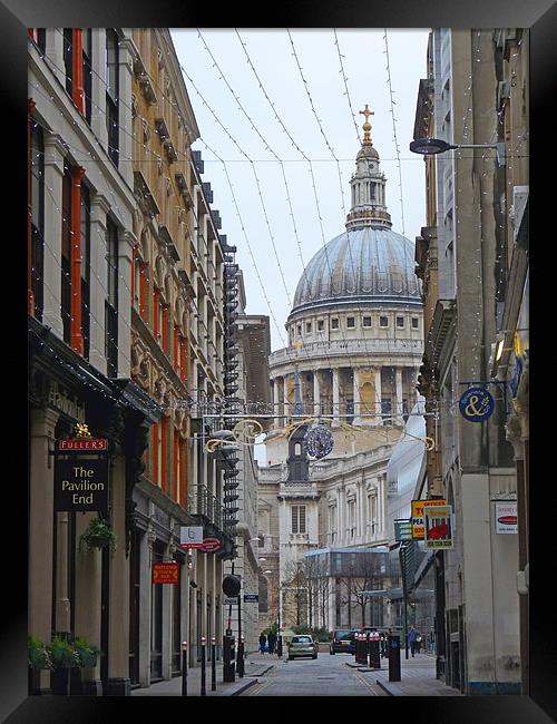 St Pauls Cathedral Framed Print by Noreen Linale