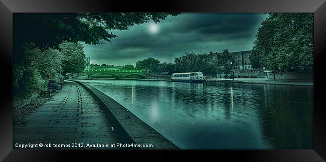 MOONLIGHT MAIDSTONE Framed Print by Rob Toombs