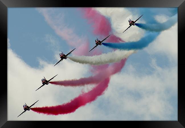 Red Arrows Swooping Pass Framed Print by Ben Blyth