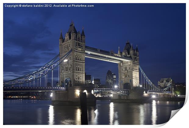 Tower Bridge in London Print by stefano baldini