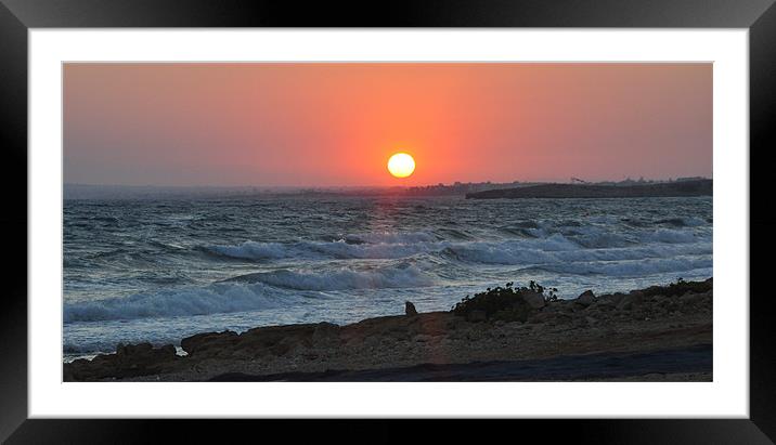 sea sun and sand Framed Mounted Print by sue davies