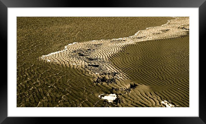 Footprints in the sand Framed Mounted Print by Thomas Lynch