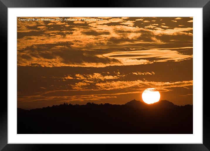 days end Framed Mounted Print by Ian Middleton