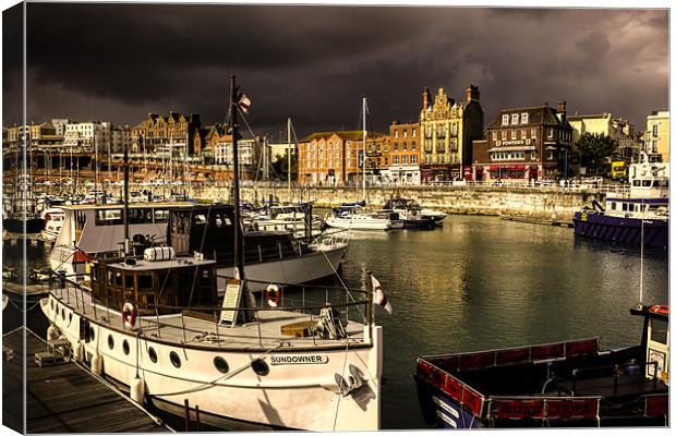 Ramsgate Harbour Canvas Print by Ian Hufton
