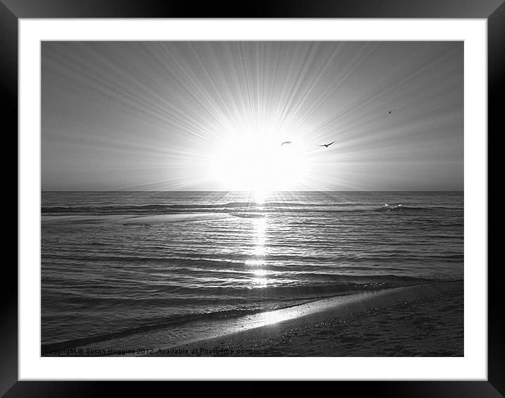 Luminous End Of Day Framed Mounted Print by Susan Medeiros