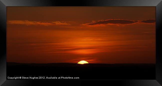 Red Sky at Night, Shepherds Delight Framed Print by Steve Hughes