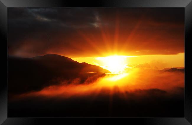 Ben Nevis Sunset Framed Print by simon  davies