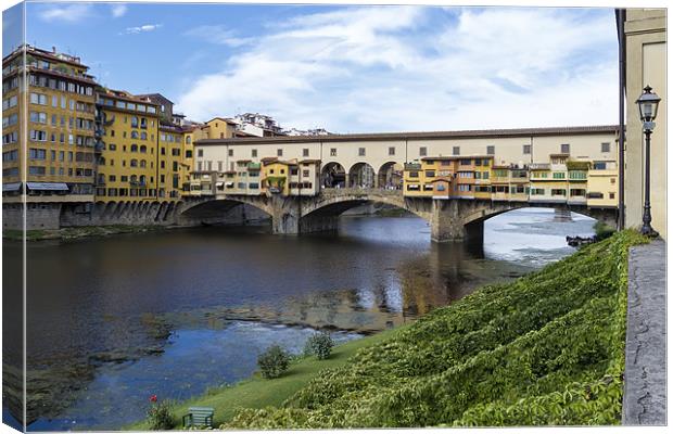 Ponte Vechio Canvas Print by Kevin Tate