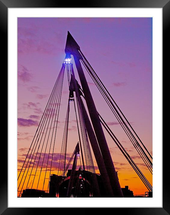 The Hungerford bridge At Dusk Framed Mounted Print by Clive Eariss